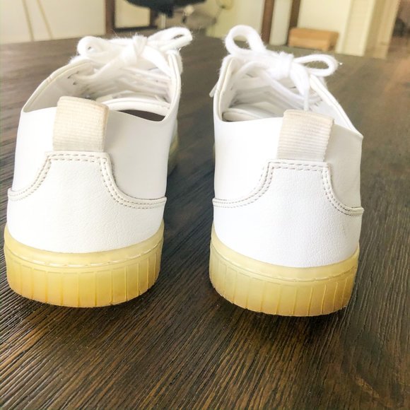 Zara Basics White Sneakers - Picture 5 of 8